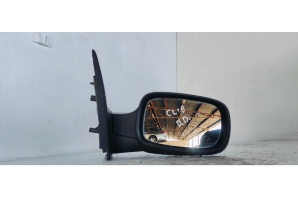 Recambio de retrovisor derecho para renault clio iii 1.5dci 85 referencia OEM IAM 12443070  