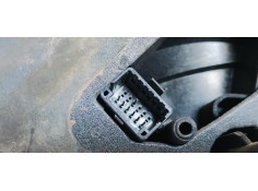 Recambio de retrovisor derecho para renault clio iii 1.5dci 85 referencia OEM IAM 12443070  