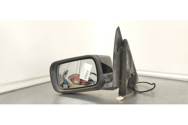 Recambio de retrovisor izquierdo para bmw serie 3 berlina (e46) 320d referencia OEM IAM E10117351  