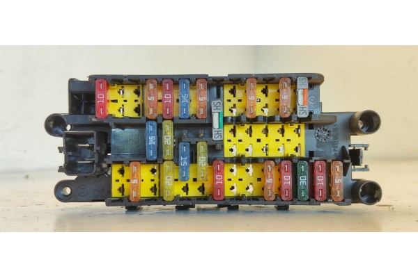 Recambio de caja reles / fusibles para peugeot 206 berlina 1.9 diesel referencia OEM IAM 9635518180  