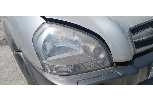 Recambio de faro derecho para hyundai tucson (jm) 2,0 crdi vgt comfort full 4x4 referencia OEM IAM   