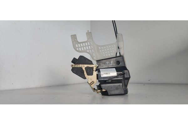 Recambio de cerradura puerta trasera izquierda para hyundai tucson (jm) 2.0 crdi cat referencia OEM IAM   