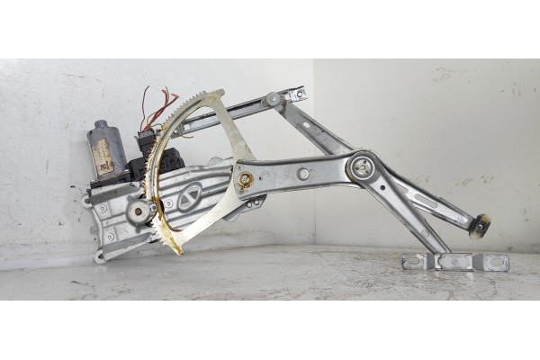 Recambio de elevalunas delantero derecho para opel astra gtc 1.7 16v cdti referencia OEM IAM 13101479  
