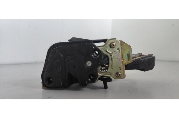 Recambio de cerradura puerta trasera derecha para hyundai tucson (jm) 2.0 crdi cat referencia OEM IAM   