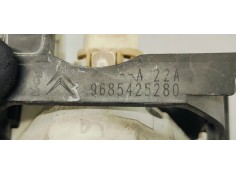 Recambio de faro antiniebla derecho para peugeot 207 1.4 i 95 referencia OEM IAM 9685425280  