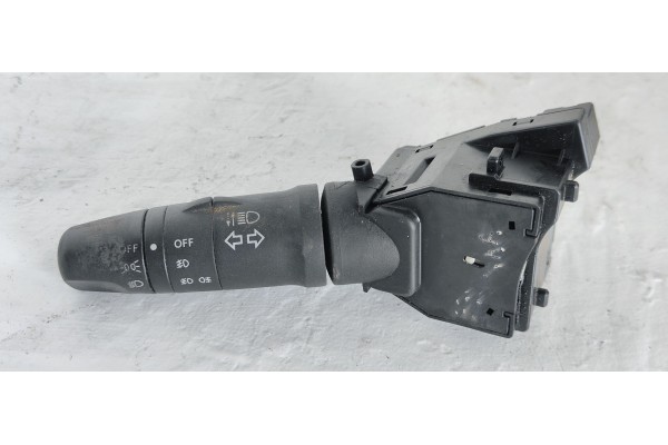 Recambio de mando intermitentes para nissan primera berlina (p12) 2.2 16v turbodiesel cat referencia OEM IAM 25540AV600  