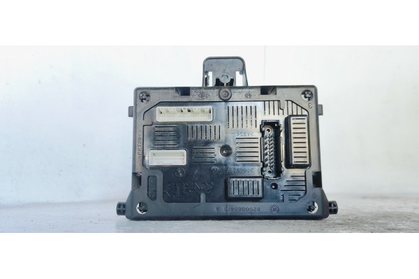 Recambio de modulo electronico para renault clio iii 1.5dci 85 referencia OEM IAM 8200652285  