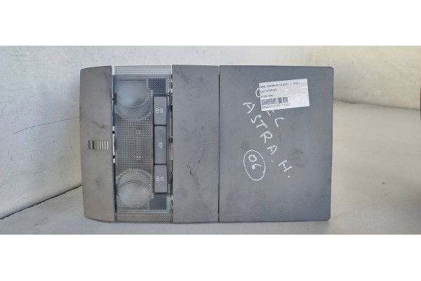 Recambio de luz interior para opel zafira b 1.9 cdti referencia OEM IAM 510511640  