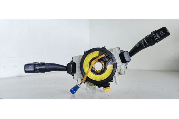 Recambio de mando multifuncion para hyundai tucson (jm) 2,0 crdi vgt comfort full 4x4 referencia OEM IAM   