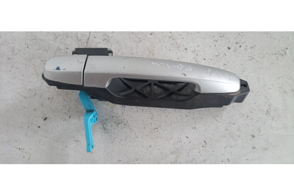 Recambio de maneta exterior trasera derecha para toyota auris luna+ referencia OEM IAM A6GF30  