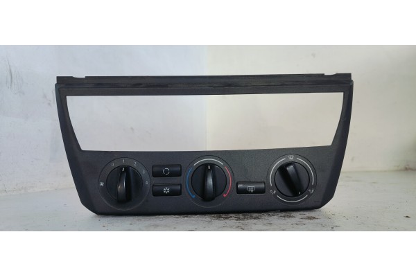 Recambio de mando climatizador para bmw x3 (e83) 3.0d 204 4x4 referencia OEM IAM 64113400555  