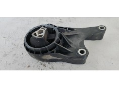 Recambio de soporte motor para opel insignia berlina expression referencia OEM IAM 13227762  