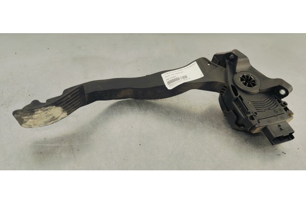 Recambio de pedal acelerador para citroen c3 picasso 1.6 hdi 92 fap referencia OEM IAM 9681383980  
