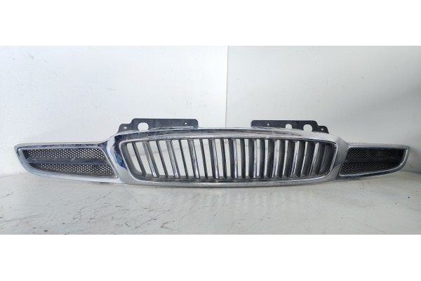 Recambio de rejilla delantera para daewoo tacuma sx-plus referencia OEM IAM   