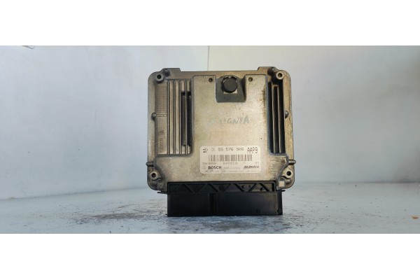 Recambio de centralita motor uce para opel insignia berlina 2.0cdti 130 fap referencia OEM IAM 55576906  