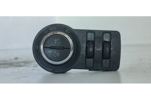 Recambio de mando luces para opel astra j lim. berlina fase 1 referencia OEM IAM 13268702  