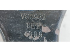 Recambio de soporte motor para opel insignia berlina 2.0 cdti cat referencia OEM IAM 13228303  