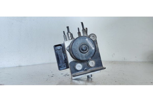 Recambio de abs para ssangyong kyron 2.0 referencia OEM IAM 06210908533  