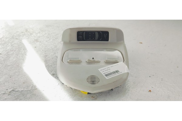 Recambio de luz interior para peugeot 3008 1.6hdi 115 fap referencia OEM IAM 9681370177  