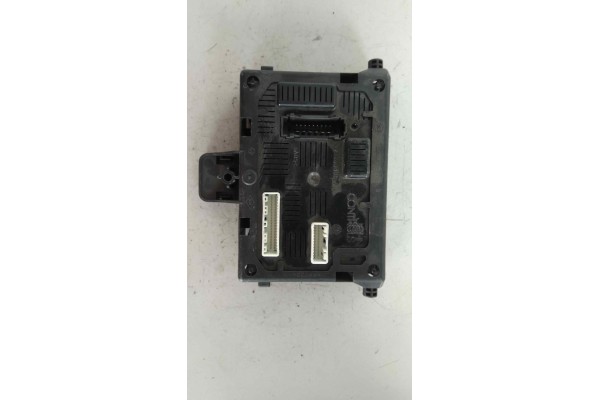 Recambio de modulo electronico para renault clio ii fase ii (b/cb0) 1.5 dci diesel referencia OEM IAM 8200652286  