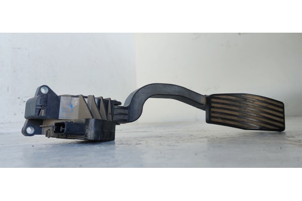 Recambio de potenciometro pedal para fiat punto (evo) (199) 1.3 16v jtd cat referencia OEM IAM 55702020  