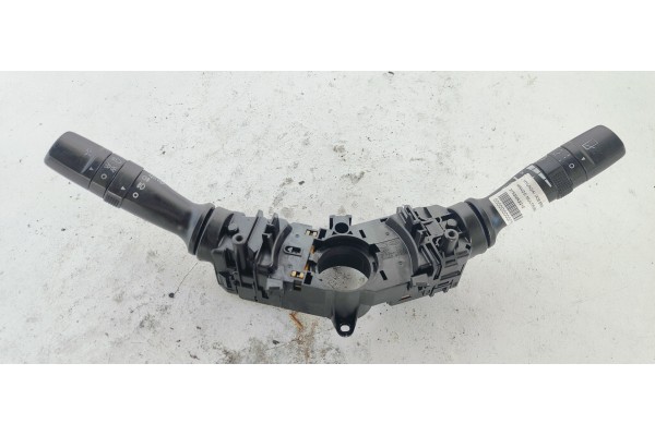 Recambio de mando multifuncion para hyundai ix35 break fase 1 referencia OEM IAM 3753MA2210  