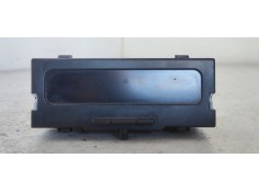 Recambio de pantalla multifuncion para renault megane ii familiar dynamique confort referencia OEM IAM 8200107839B  