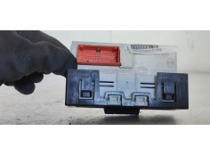 Recambio de pantalla multifuncion para renault megane ii familiar dynamique confort referencia OEM IAM 8200107839B  