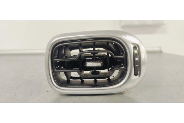 Recambio de rejilla aireadora para citroen c3 picasso 1.6 hdi 92 fap referencia OEM IAM 9683043377  