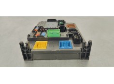 Recambio de caja reles / fusibles para citroen c4 picasso 1.6 hdi 115 fap referencia OEM IAM 9806098680  