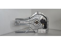 ELEVALUNAS TRASERO DERECHO 834802E010 