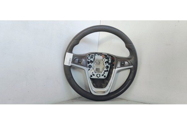 Recambio de volante para opel insignia berlina 2.0cdti 130 fap referencia OEM IAM 13316548  