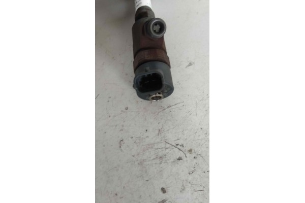 Recambio de inyector para citroen c5 berlina 2.0 hdi referencia OEM IAM 0445110062 9640088780 