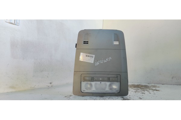 Recambio de luz interior para opel insignia berlina excellence referencia OEM IAM 13339682  