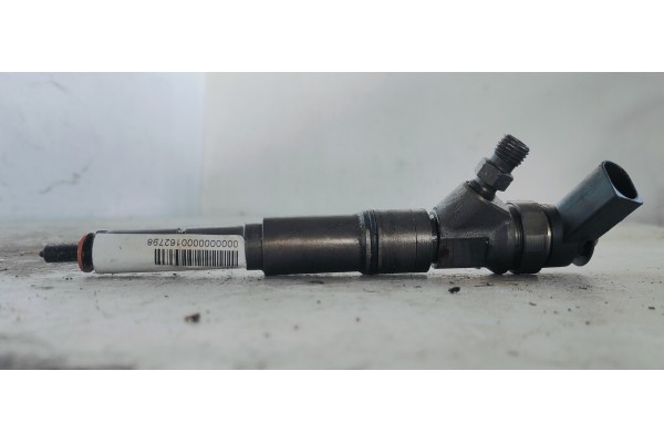 Recambio de inyector para bmw serie 3 berlina (e90) 2.0d 163 [320] referencia OEM IAM 0445110216  