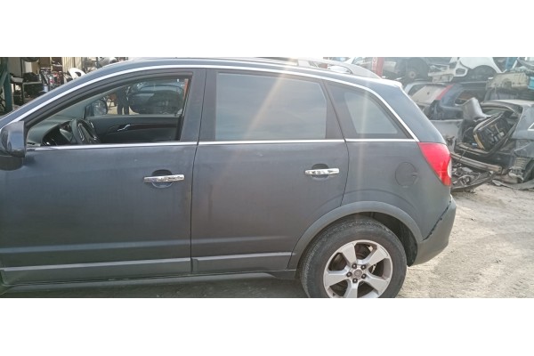 Recambio de puerta trasera izquierda para opel antara cosmo plus 4x4 referencia OEM IAM   