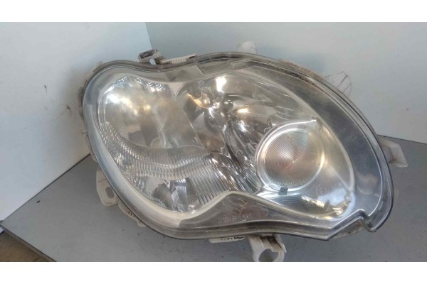 Recambio de faro derecho para smart coupe 0.7 turbo cat referencia OEM IAM 1305235497 1305235497 