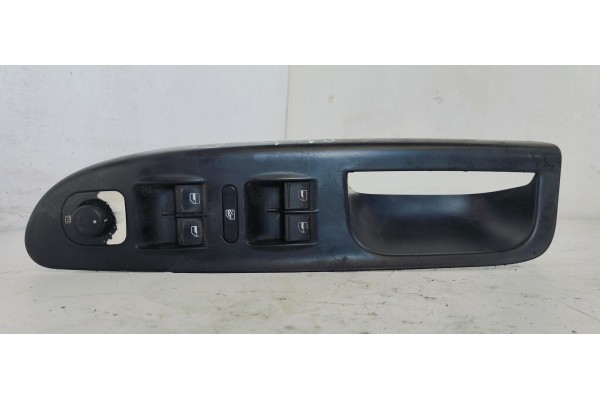 Recambio de mando elevalunas delantero izquierdo para volkswagen passat berlina (3c2) advance plus 4motion referencia OEM IAM   
