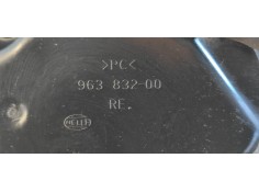 Recambio de faro derecho para volkswagen polo berlina (6n2) 1.4 referencia OEM IAM 96383200  