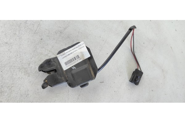 Recambio de cerradura maletero / porton para nissan primera berlina (p12) 2.2 16v turbodiesel cat referencia OEM IAM   