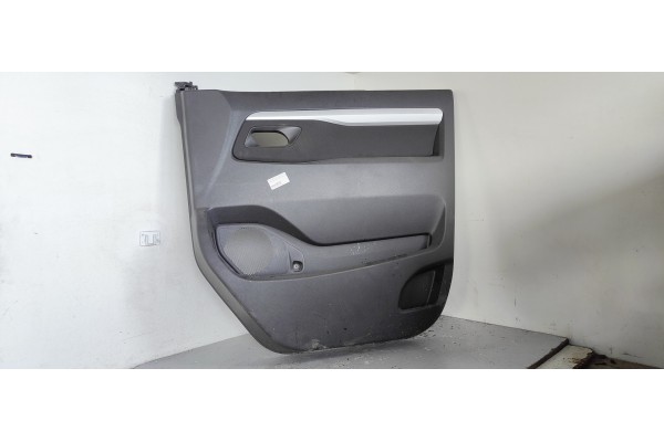 Recambio de guarnecido puerta delantera derecha para toyota proace 2.0 turbodiesel cat referencia OEM IAM   