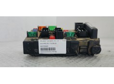 Recambio de caja reles / fusibles para peugeot 206 berlina look referencia OEM IAM 9657608880  