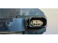 Recambio de cerradura puerta trasera derecha para opel insignia berlina 2.0cdti 130 fap referencia OEM IAM 13503808  