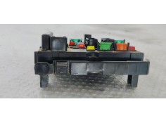 Recambio de caja reles / fusibles para peugeot 206 berlina look referencia OEM IAM 9657608880  