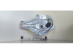 ELEVALUNAS DELANTERO IZQUIERDO 824702E010 