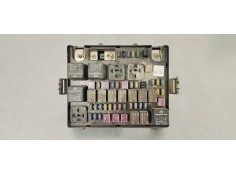 Recambio de caja reles / fusibles para ssangyong rexton 2.7 turbodiesel cat referencia OEM IAM PA66M30 AK7555 