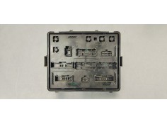 Recambio de caja reles / fusibles para ssangyong rexton 2.7 turbodiesel cat referencia OEM IAM PA66M30 AK7555 