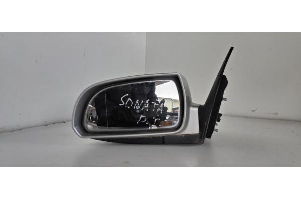 Recambio de retrovisor izquierdo para hyundai sonata (nf) 2.0 crdi cat referencia OEM IAM 012273  