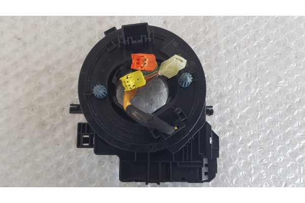 Recambio de anillo airbag para mazda 3 berlina (bp) 2.0 i komp 180 fap referencia OEM IAM BDGG66CS0A  