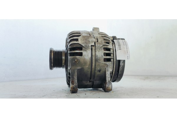 Recambio de alternador para nissan micra (k12e) acenta referencia OEM IAM   